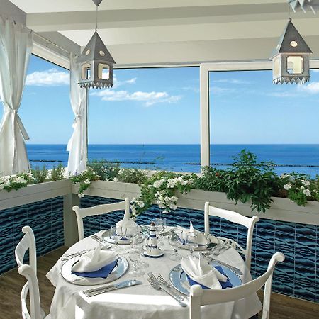 Hotel Maremonti Габичче-Маре Ресторан фото
