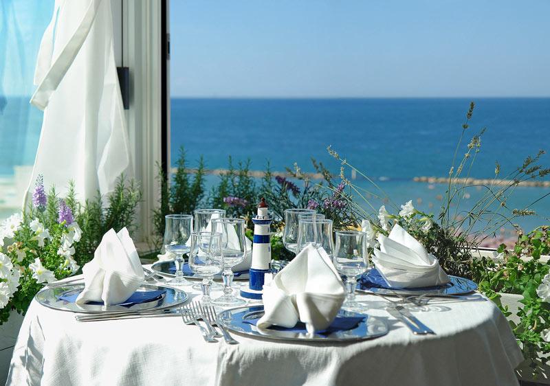 Hotel Maremonti Габичче-Маре Ресторан фото